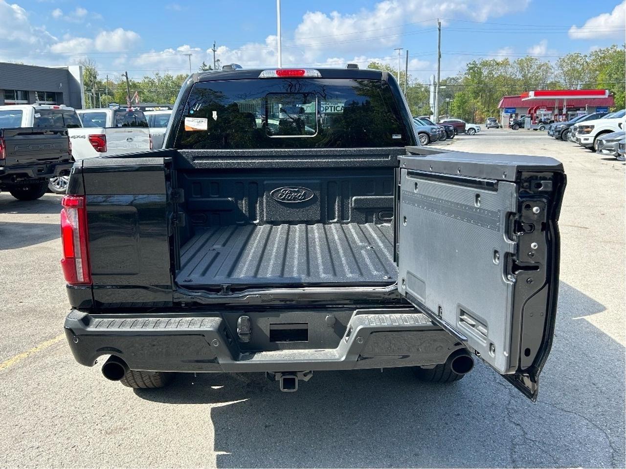 2025 Ford F-150 Lariat  - Sunroof - 22 Wheels Photo
