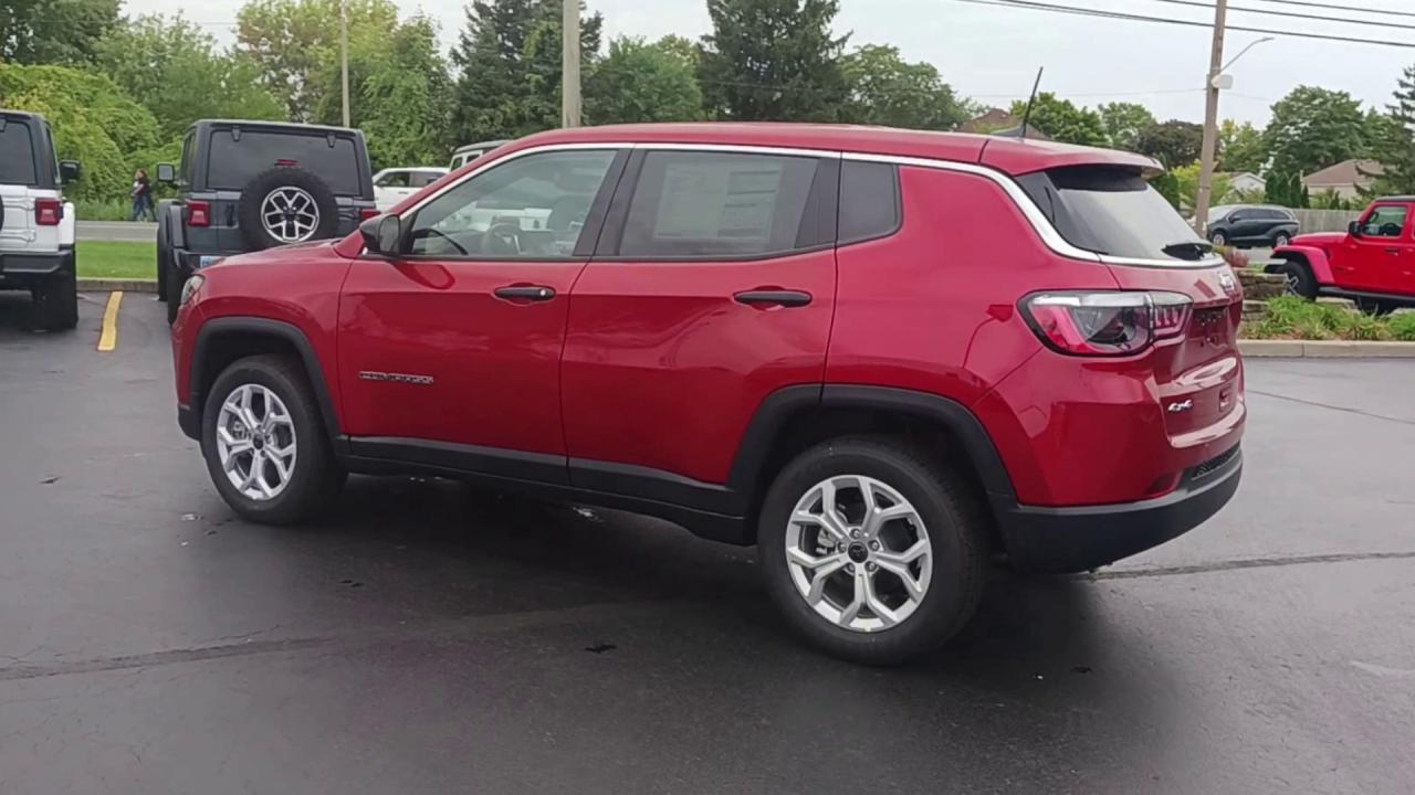 2025 Jeep Compass sport 4x4 Photo