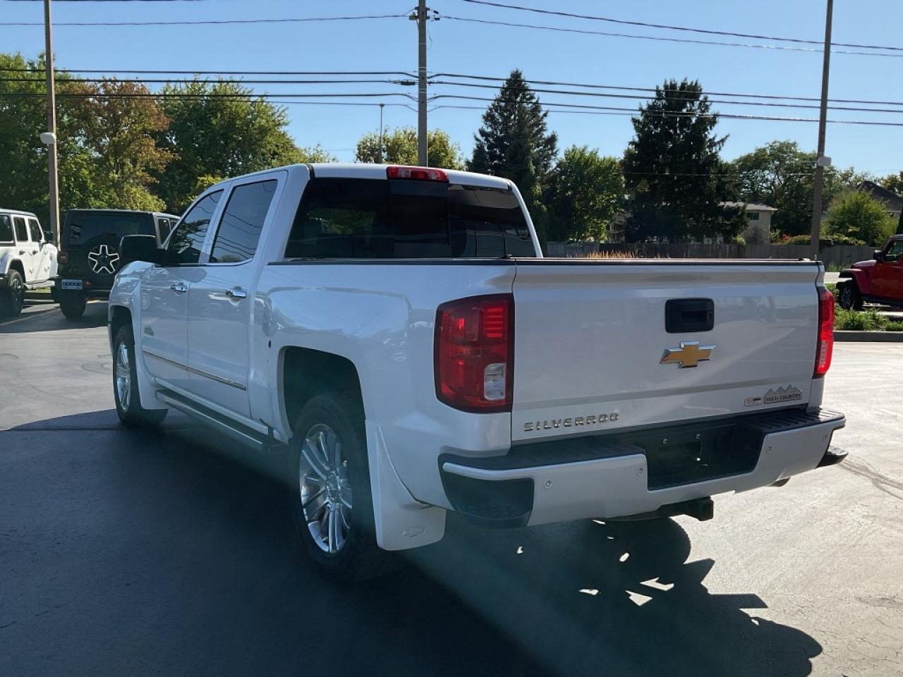 2018 Chevrolet Silverado 1500 AS IS / SUNROOF / POWER RUNNING BOARDS Photo
