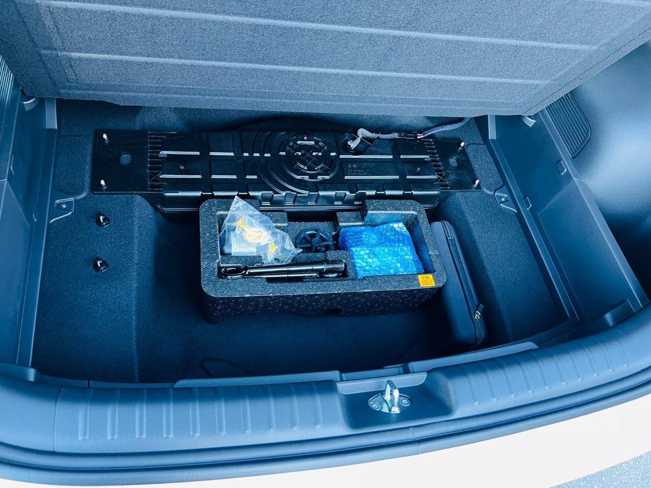 2026 Kia NIRO EV WAVE Photo