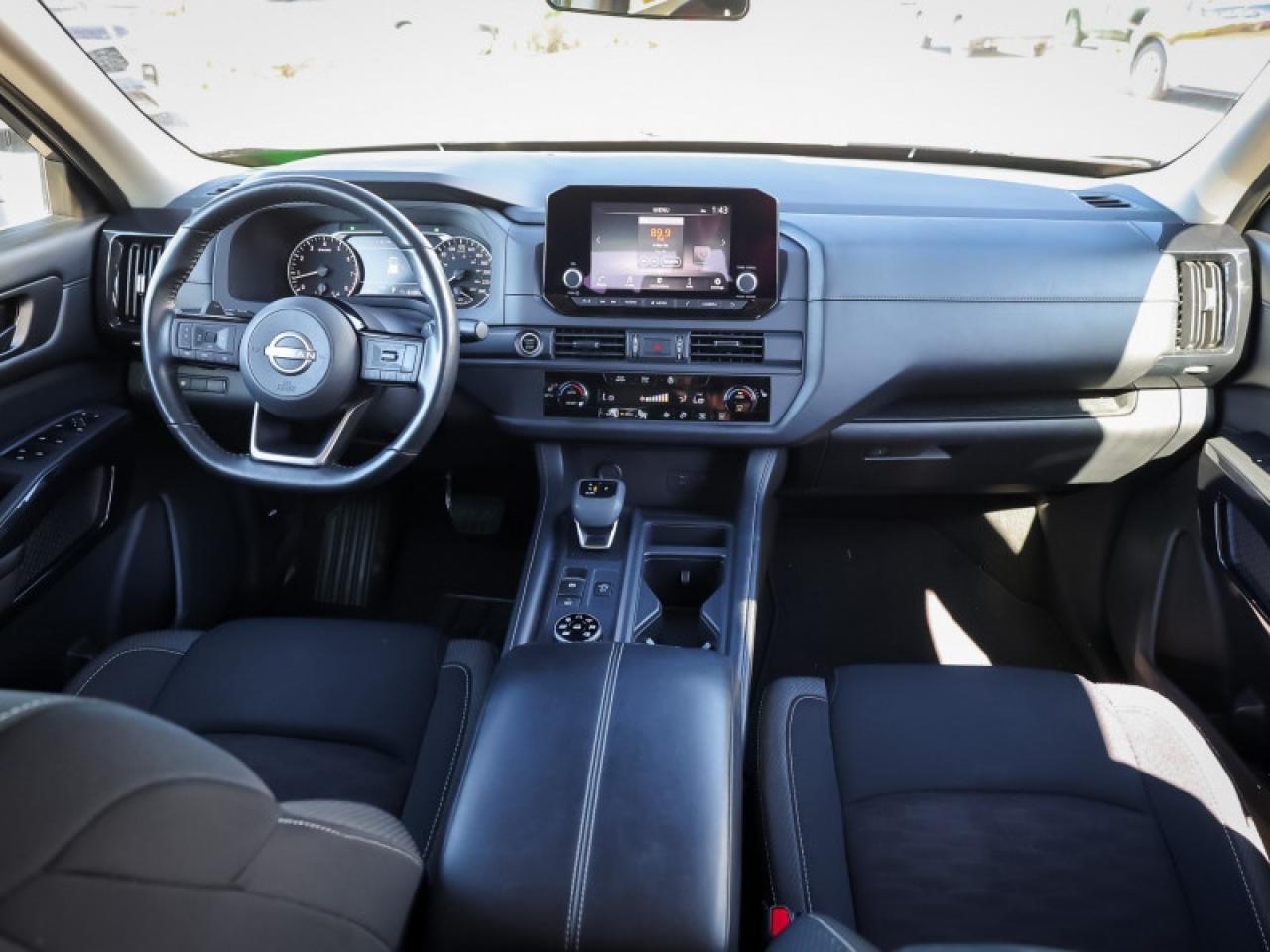 2023 Nissan Pathfinder S  - $237 B/W Photo