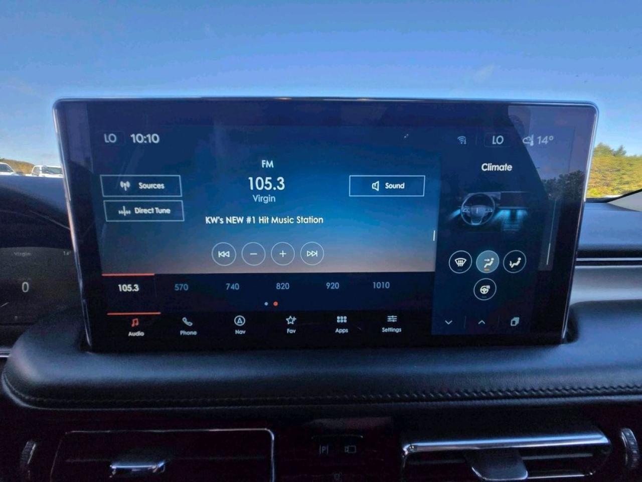 2022 Lincoln Nautilus RESERVE Photo5