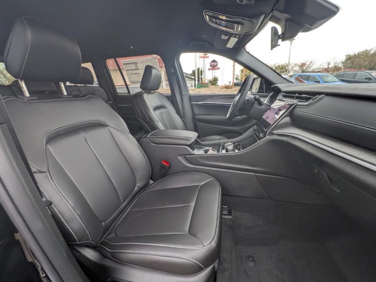 2025 Jeep Grand Cherokee Limited Photo