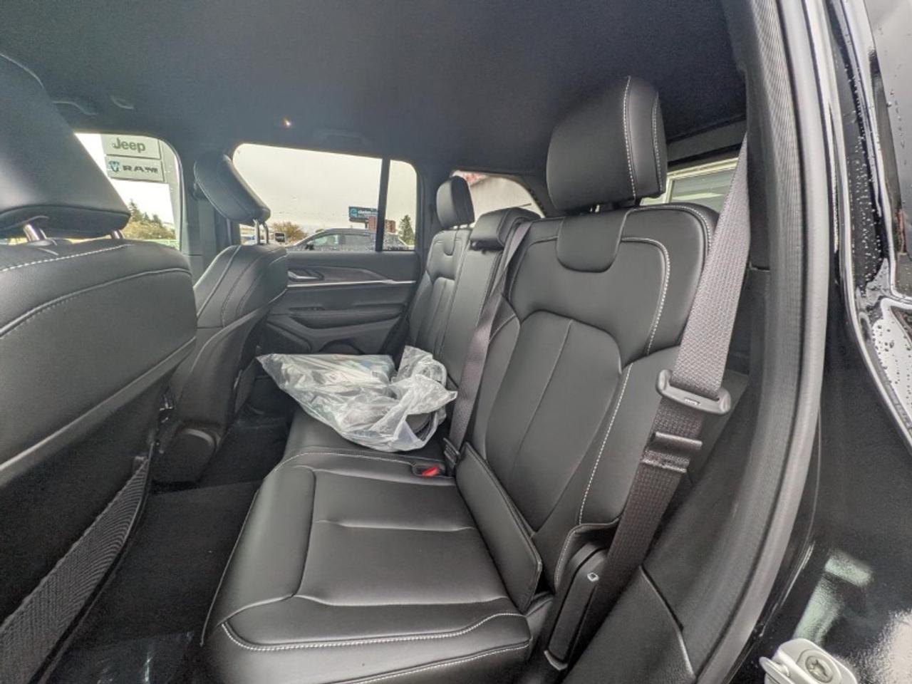 2025 Jeep Grand Cherokee Limited Photo