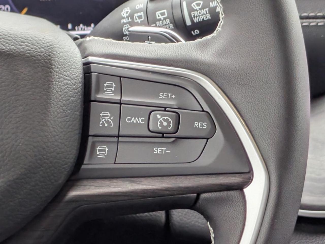 2025 Jeep Grand Cherokee Limited Photo