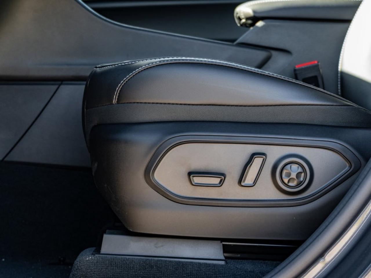 2025 Jeep Grand Cherokee Altitude Photo