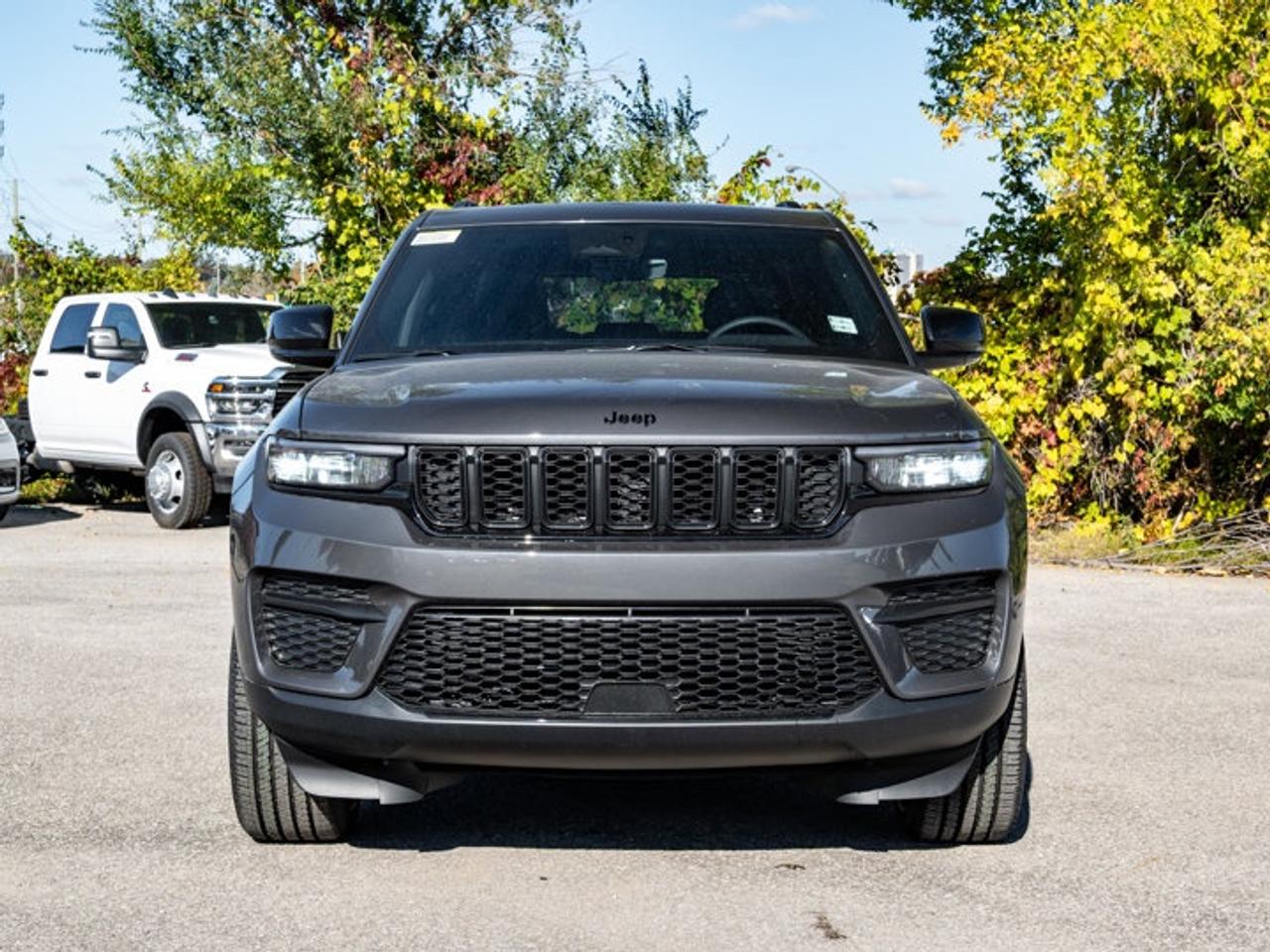2025 Jeep Grand Cherokee Altitude Photo