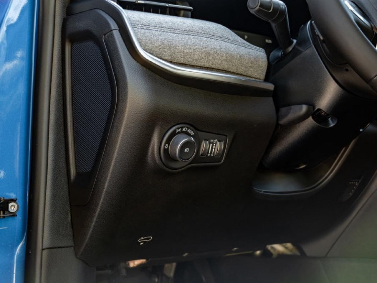 2026 Jeep Compass NORTH Photo