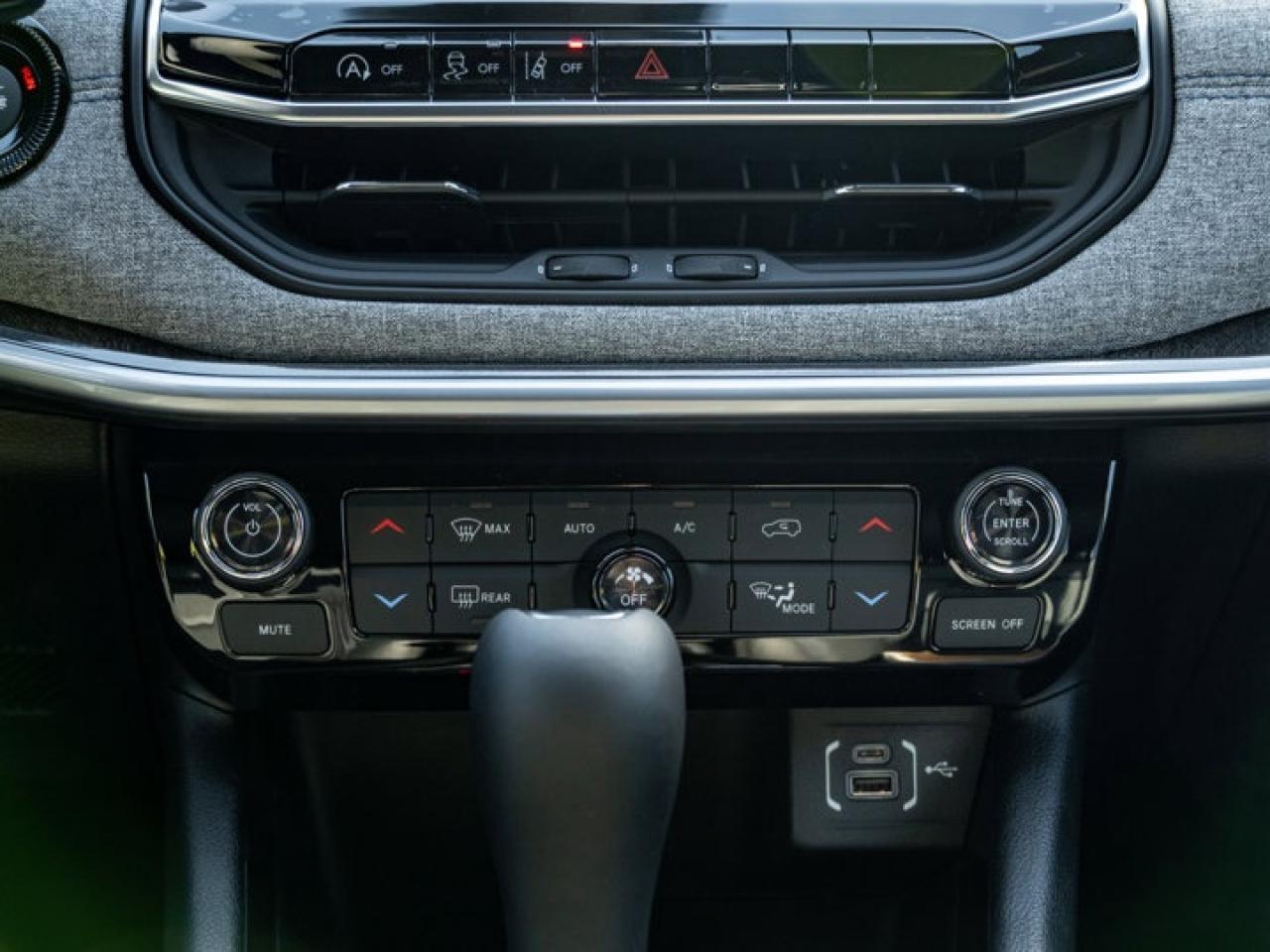 2026 Jeep Compass NORTH Photo