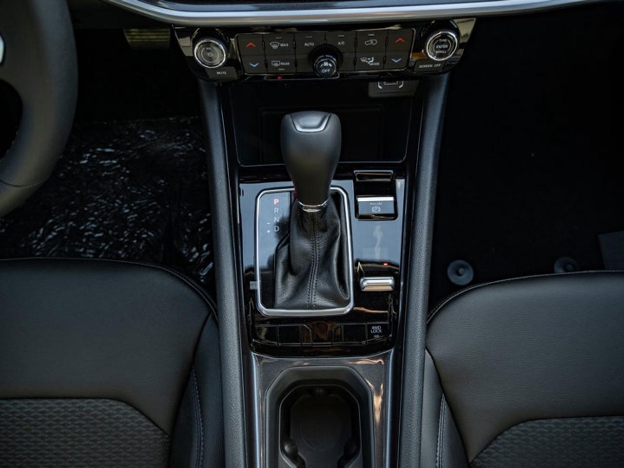 2026 Jeep Compass NORTH Photo