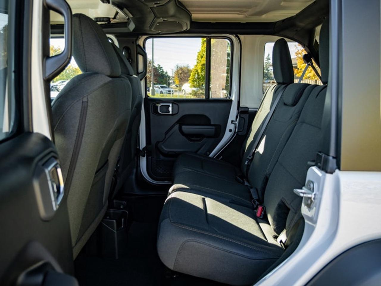 2026 Jeep Wrangler Sport S Photo