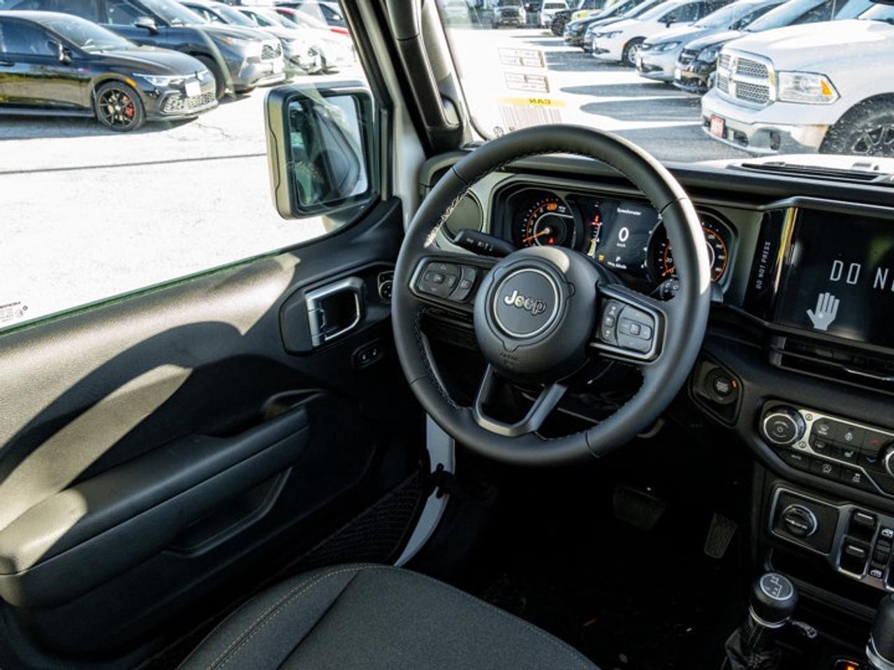 2026 Jeep Wrangler Sport S Photo