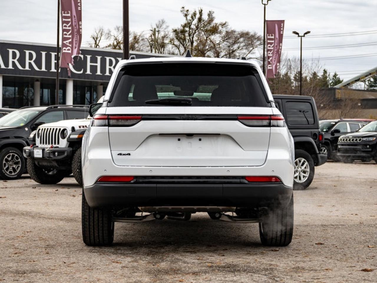 2025 Jeep Grand Cherokee Altitude Photo