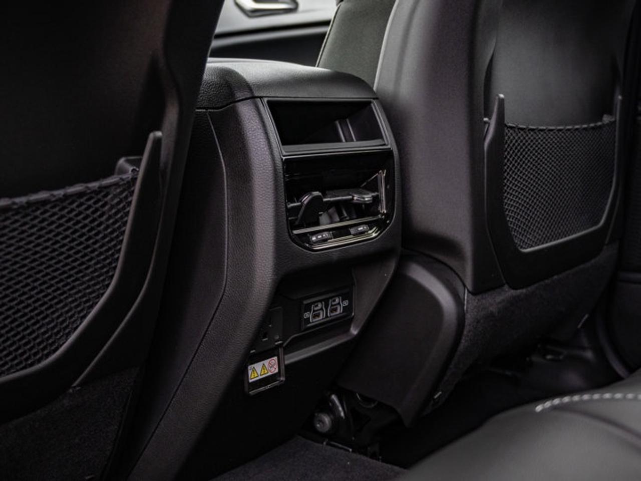 2025 Jeep Grand Cherokee Altitude Photo