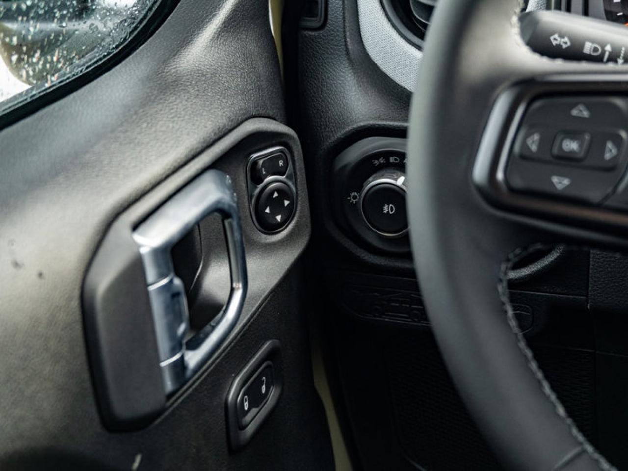 2026 Jeep Wrangler Sport S Photo