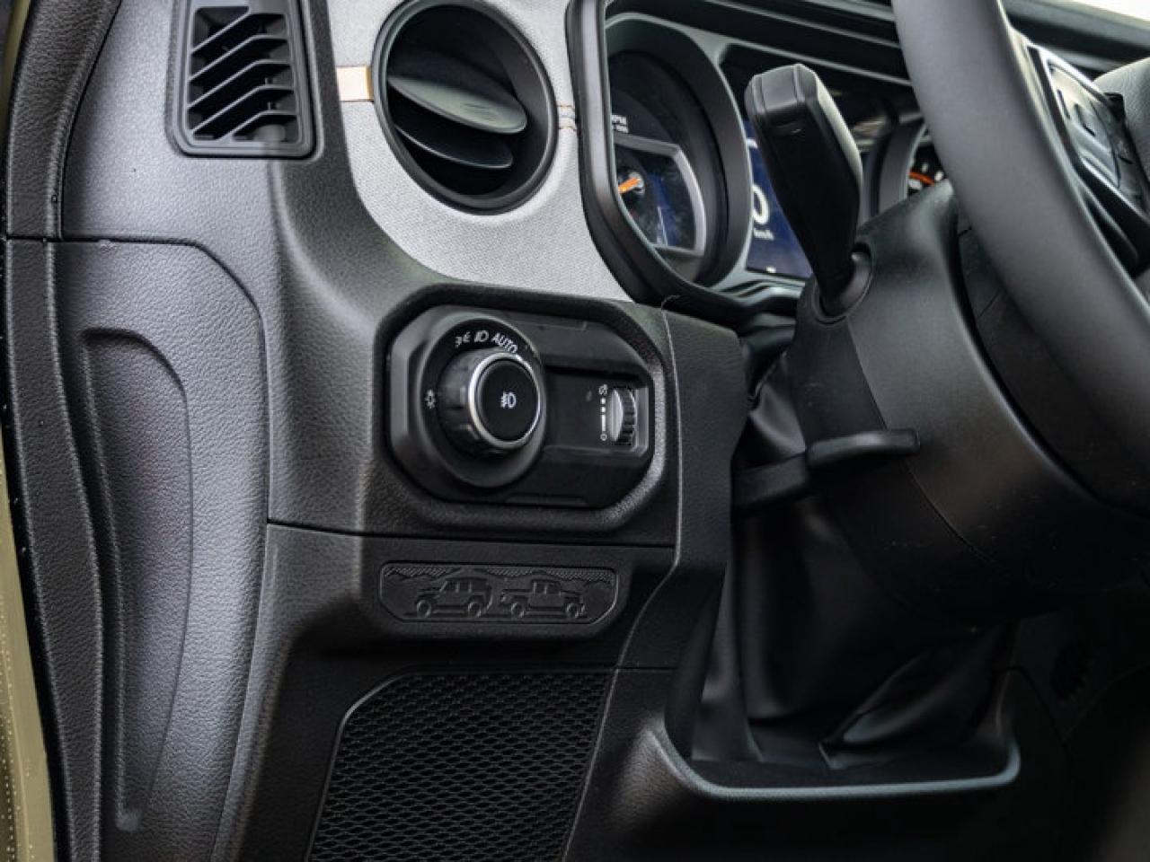 2026 Jeep Wrangler Sport S Photo