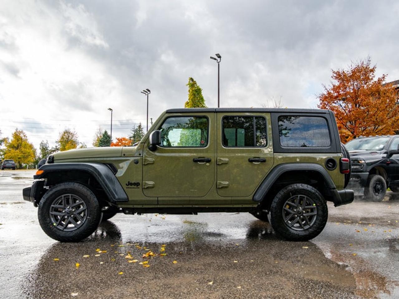 2026 Jeep Wrangler Sport S Photo