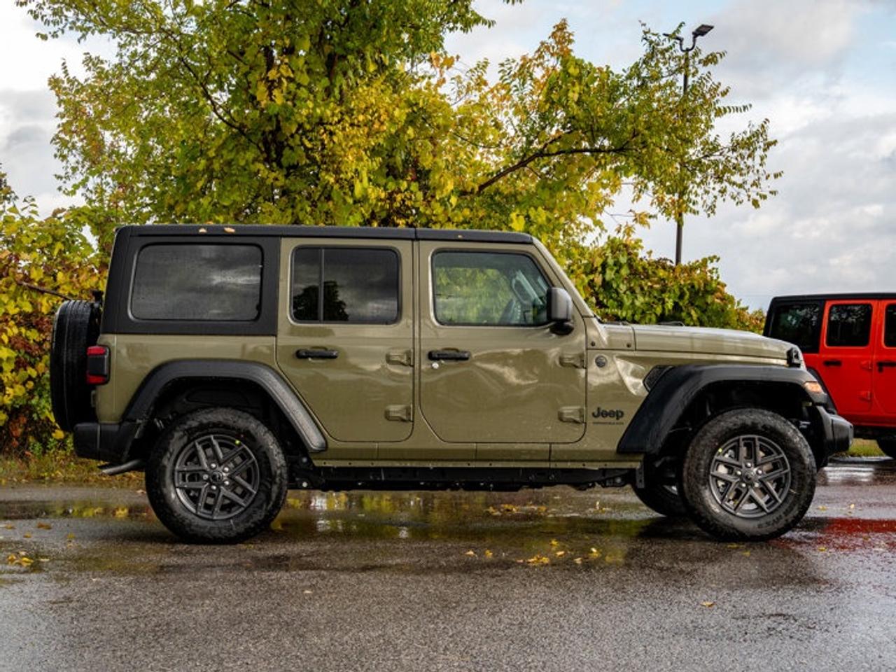 2026 Jeep Wrangler Sport S Photo