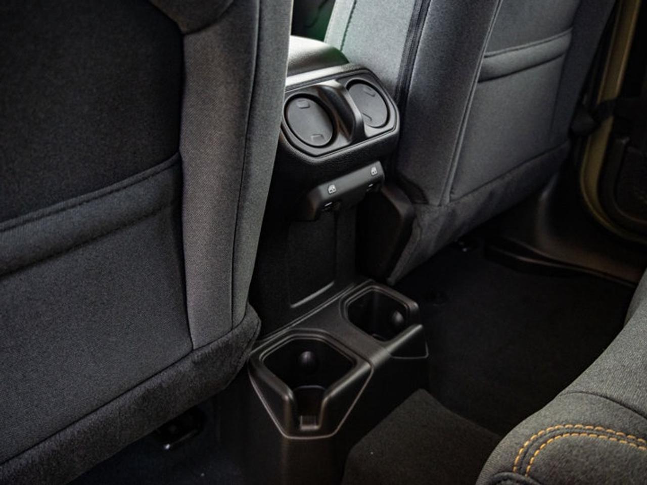 2026 Jeep Wrangler Sport S Photo