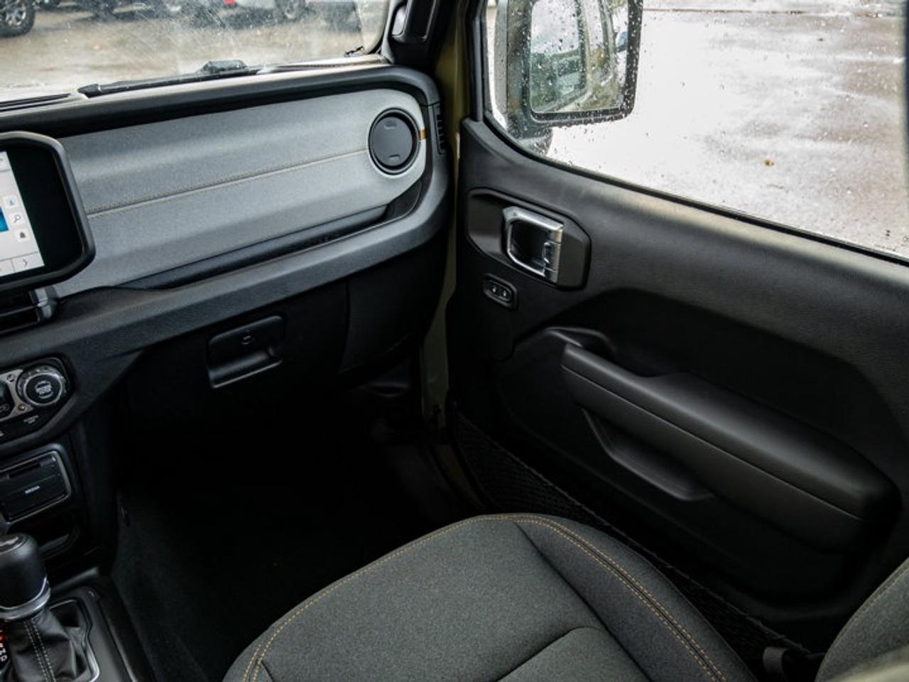 2026 Jeep Wrangler Sport S Photo