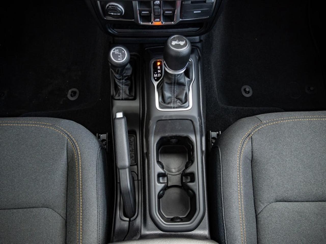 2026 Jeep Wrangler Sport S Photo