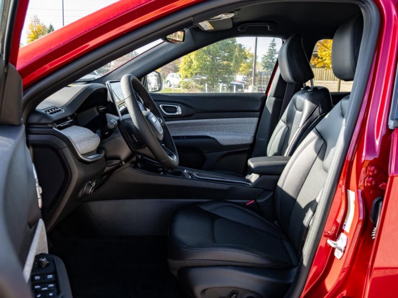 2026 Jeep Compass NORTH Photo