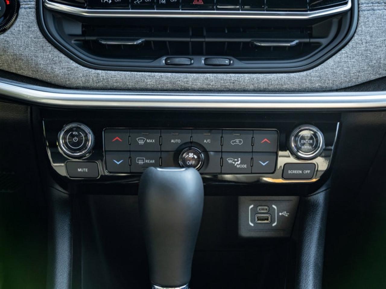 2026 Jeep Compass NORTH Photo