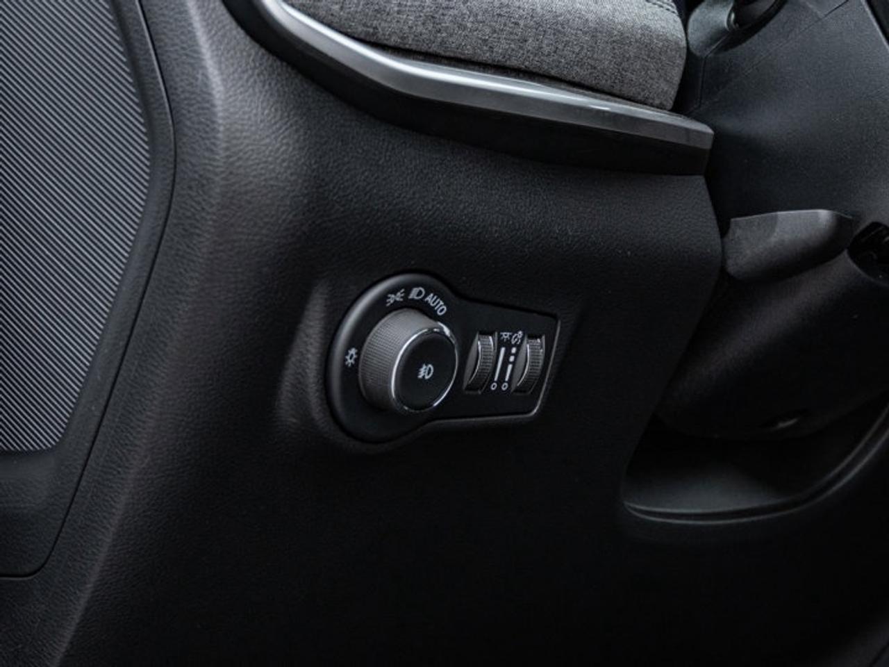 2026 Jeep Compass NORTH Photo