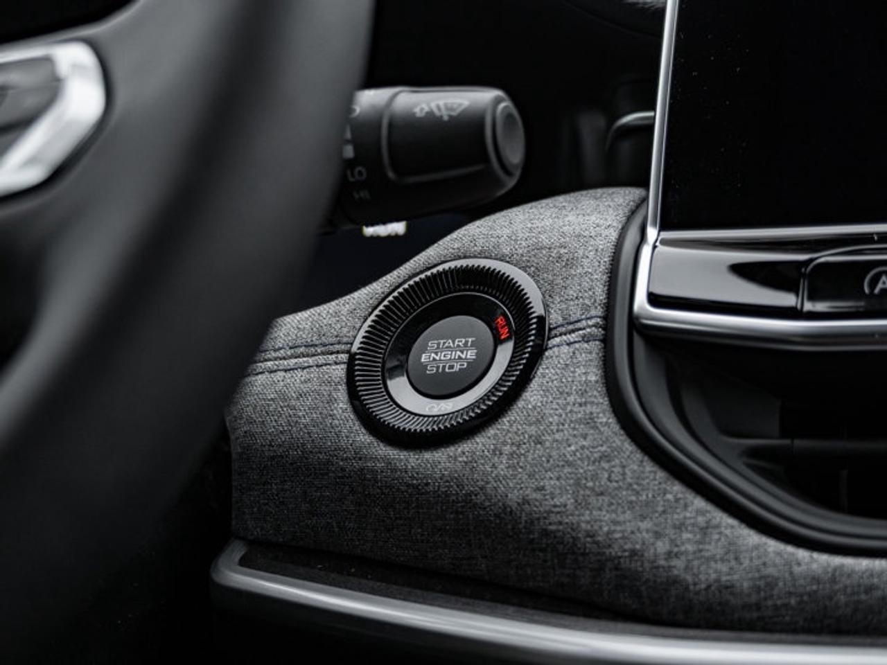 2026 Jeep Compass NORTH Photo