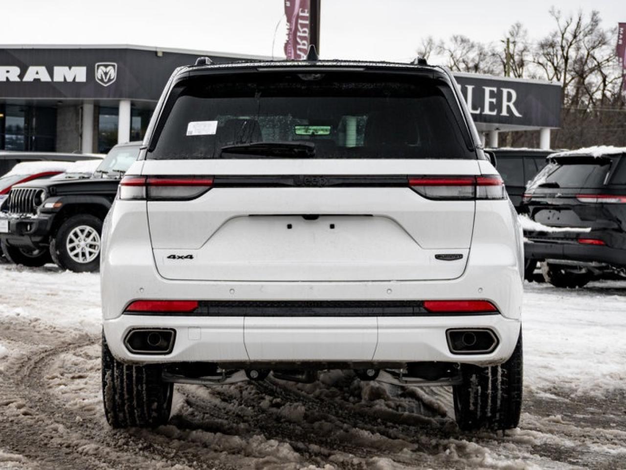 2025 Jeep Grand Cherokee Summit Reserve Photo