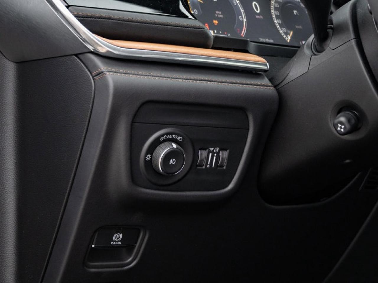 2025 Jeep Grand Cherokee Summit Reserve Photo