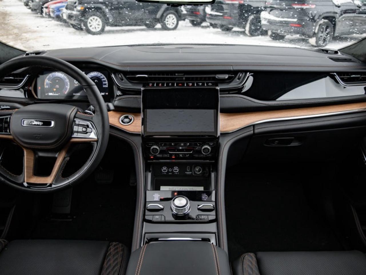 2025 Jeep Grand Cherokee Summit Reserve Photo