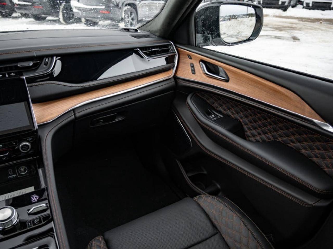 2025 Jeep Grand Cherokee Summit Reserve Photo