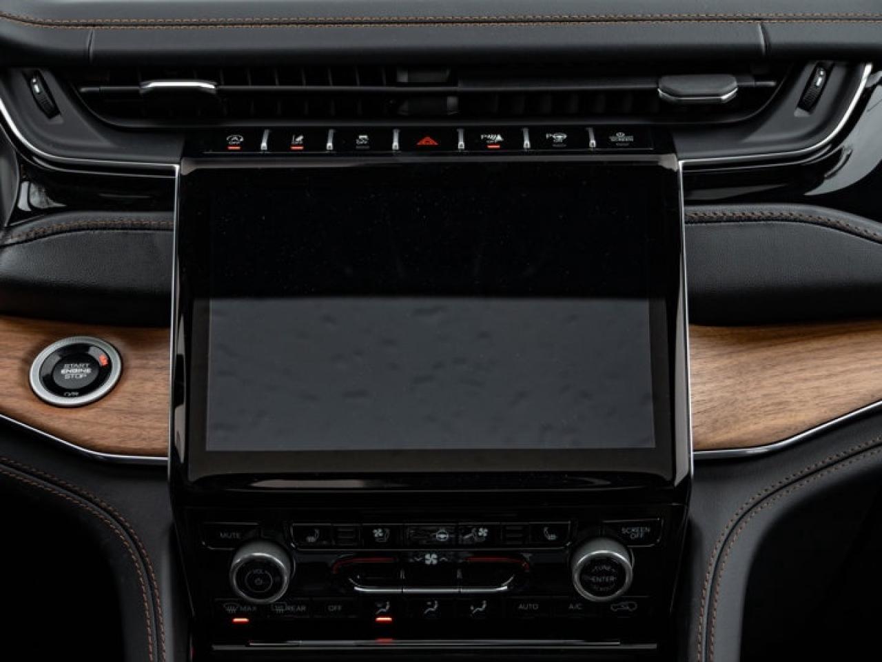 2025 Jeep Grand Cherokee Summit Reserve Photo