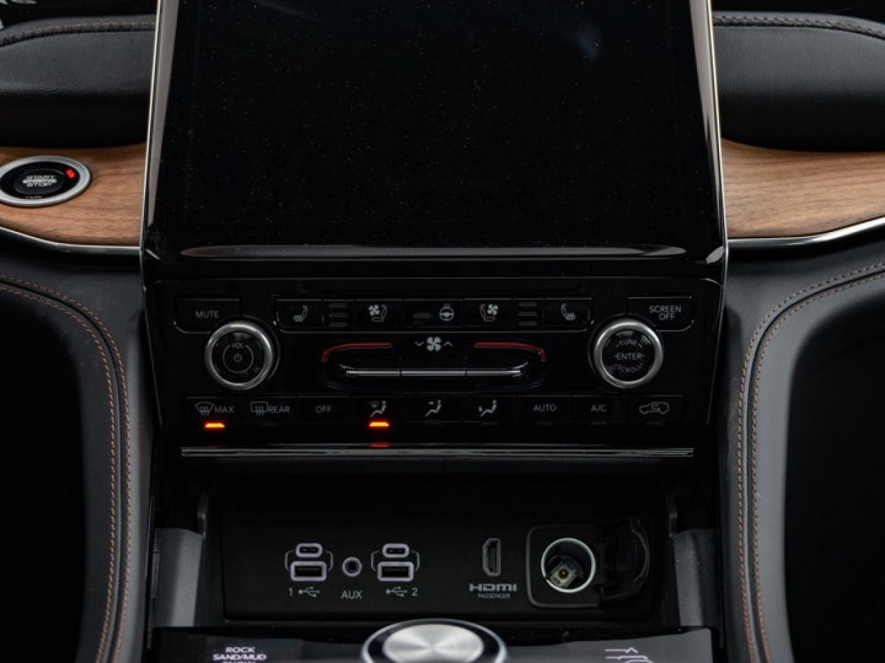 2025 Jeep Grand Cherokee Summit Reserve Photo