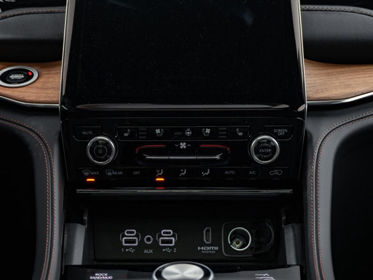 2025 Jeep Grand Cherokee Summit Reserve Photo