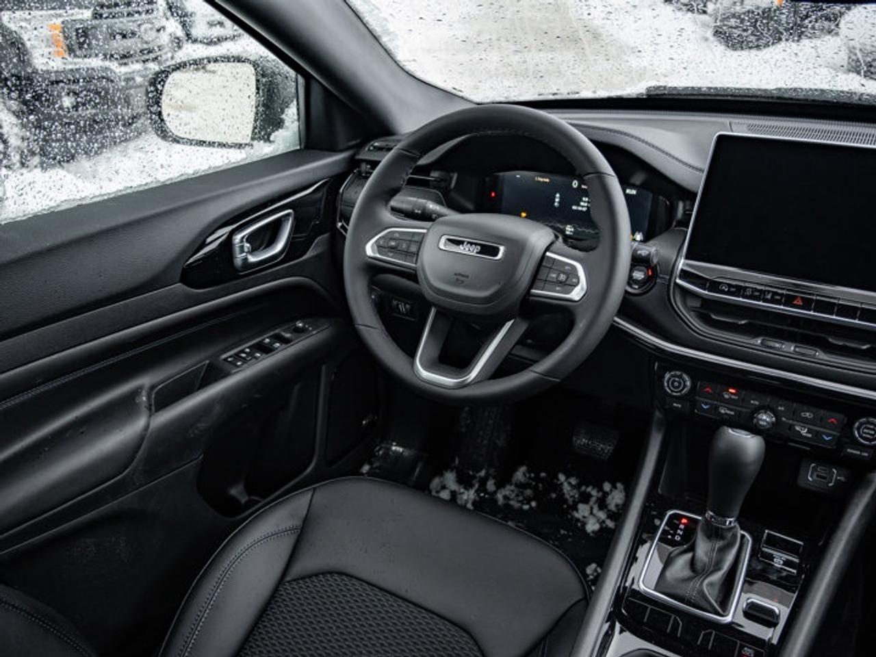 2026 Jeep Compass NORTH Photo