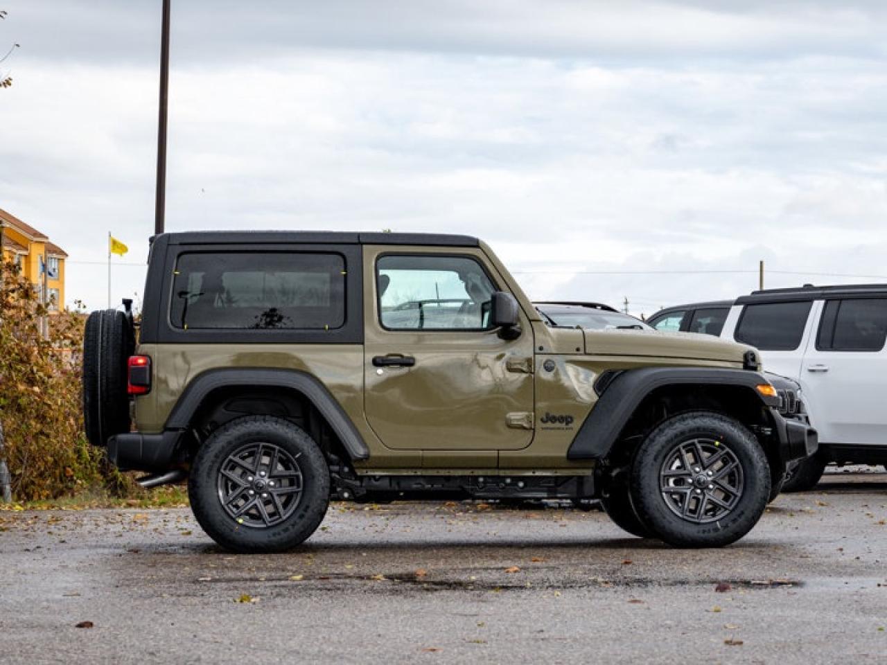 2026 Jeep Wrangler Sport S Photo