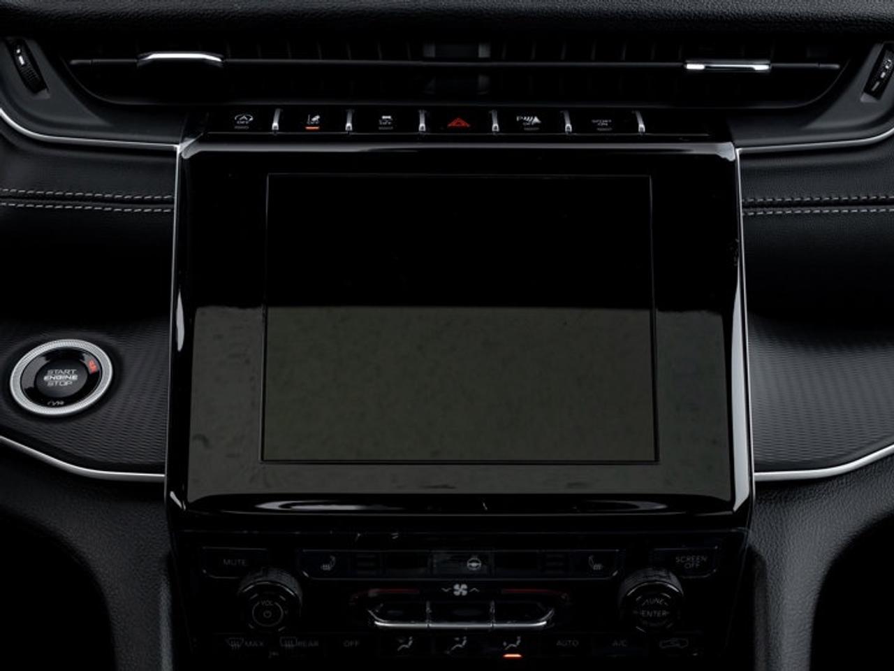 2025 Jeep Grand Cherokee Altitude Photo