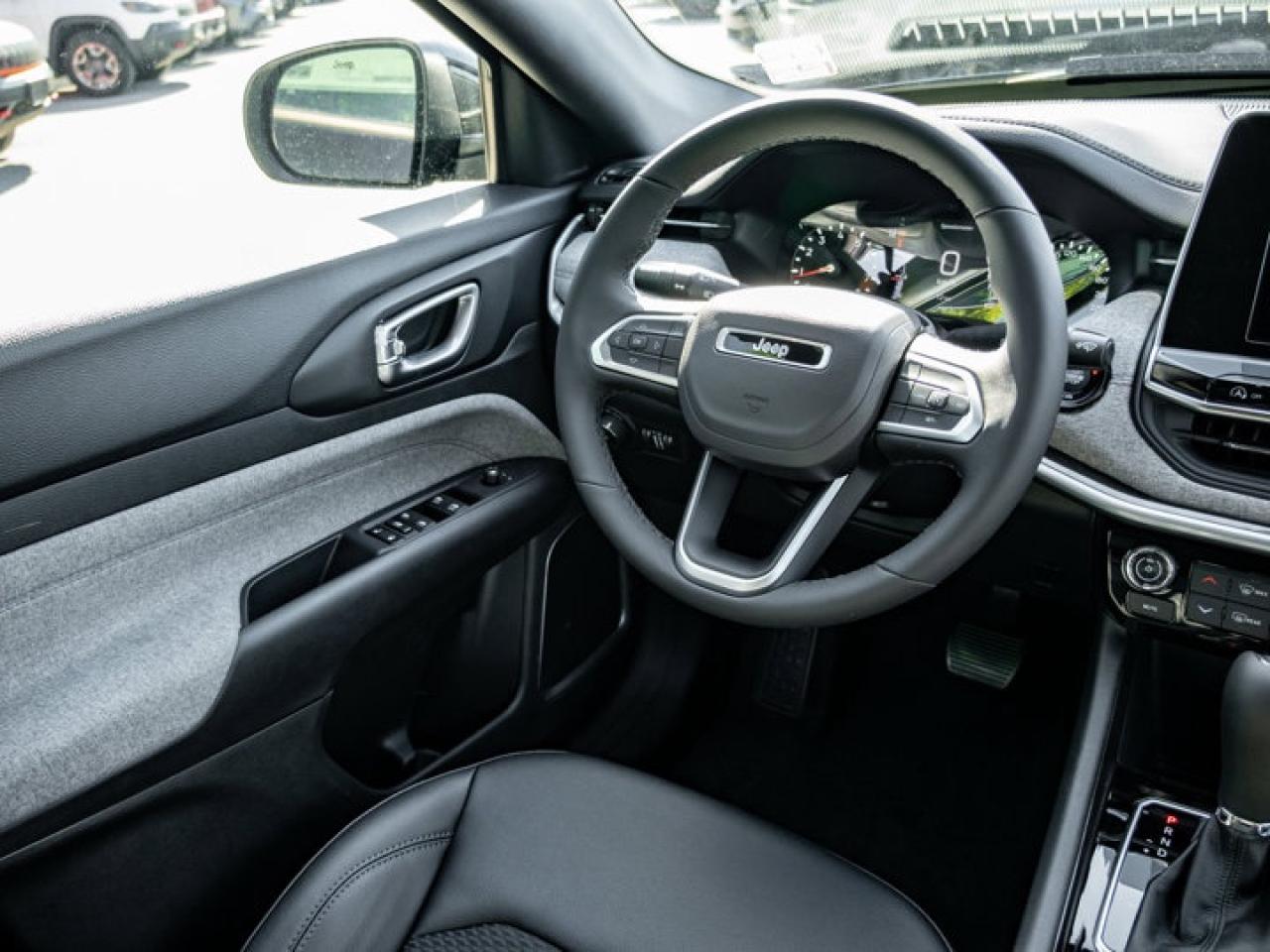 2026 Jeep Compass NORTH Photo