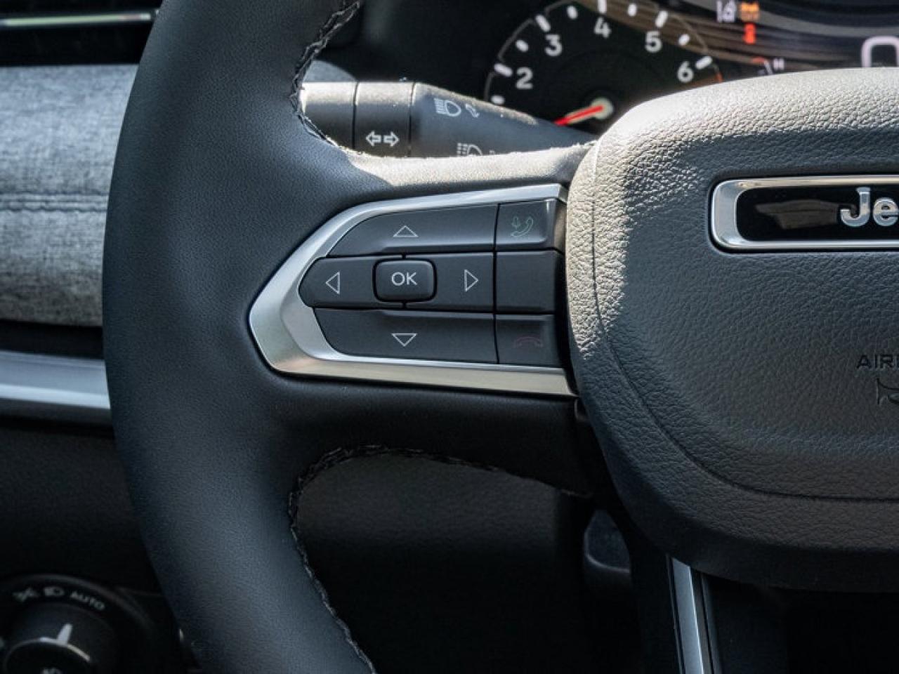 2026 Jeep Compass NORTH Photo