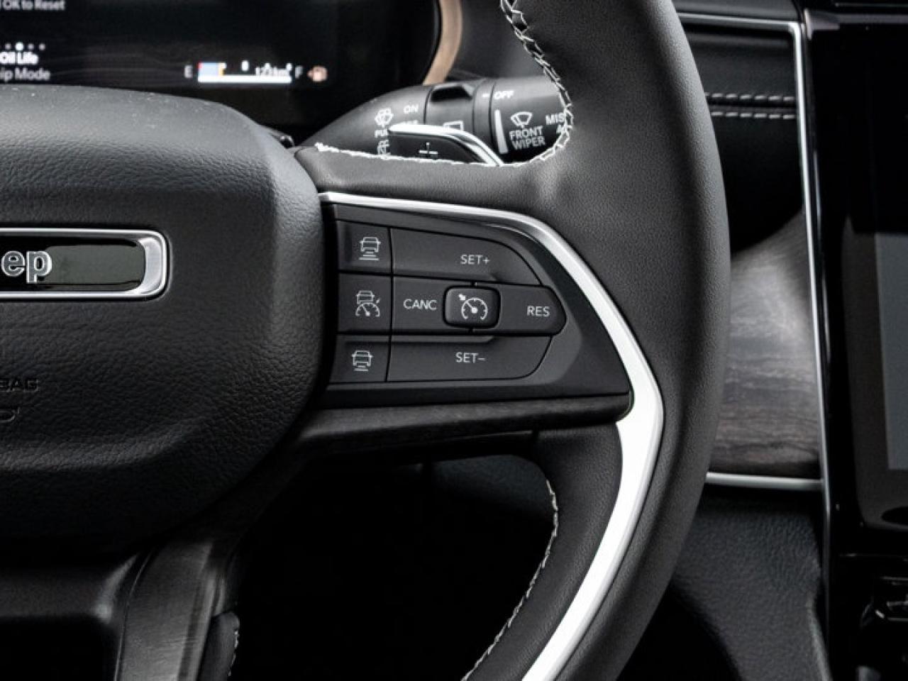 2025 Jeep Grand Cherokee Limited Photo