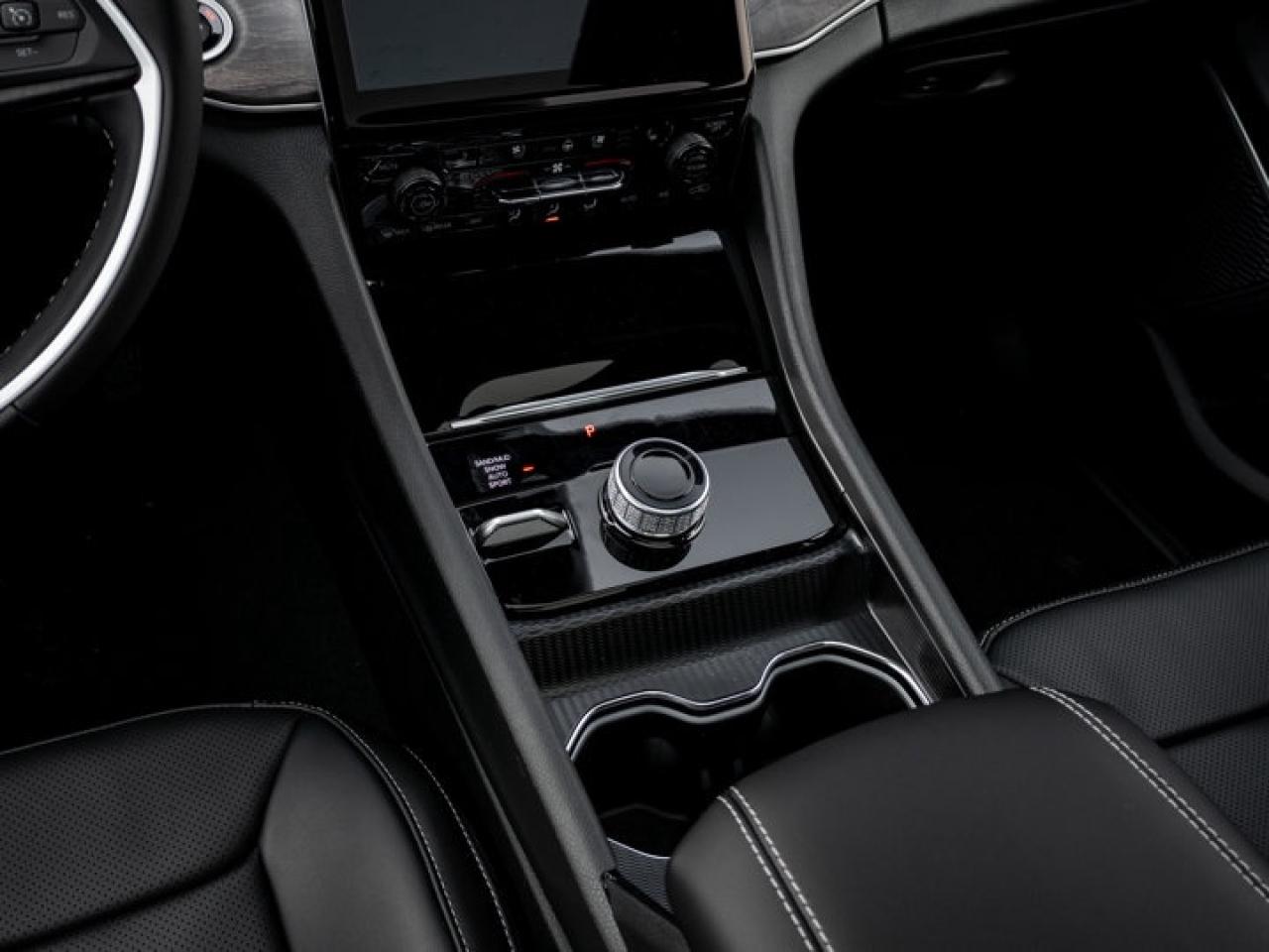 2025 Jeep Grand Cherokee Limited Photo