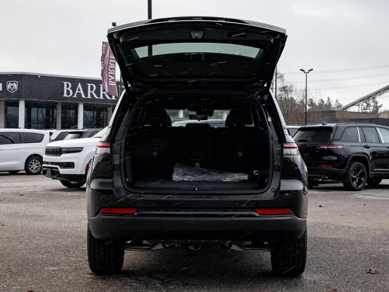 2025 Jeep Grand Cherokee Limited Photo