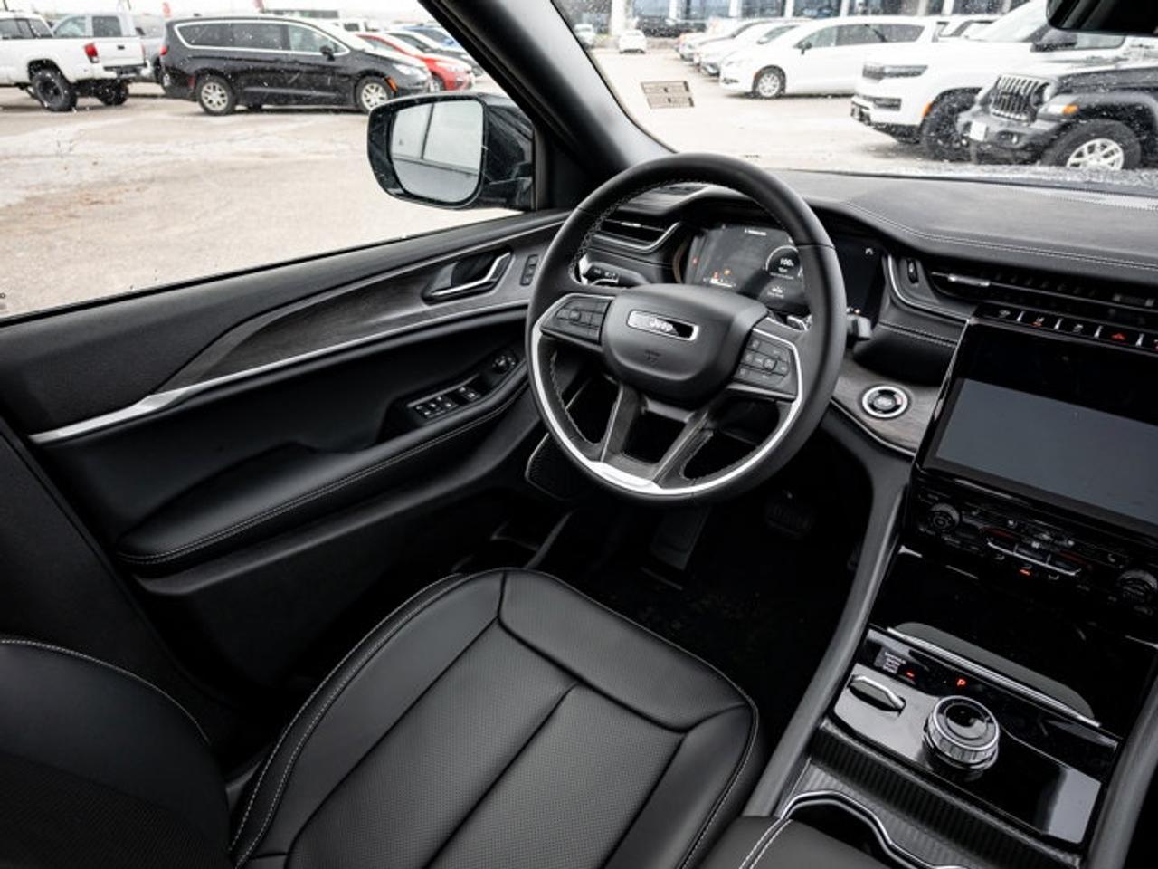 2025 Jeep Grand Cherokee Limited Photo