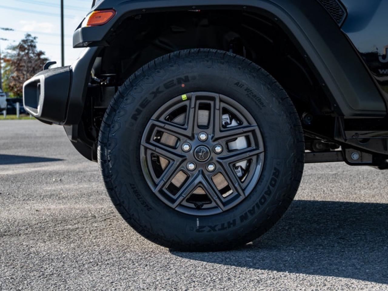 2026 Jeep Wrangler Sport S Photo