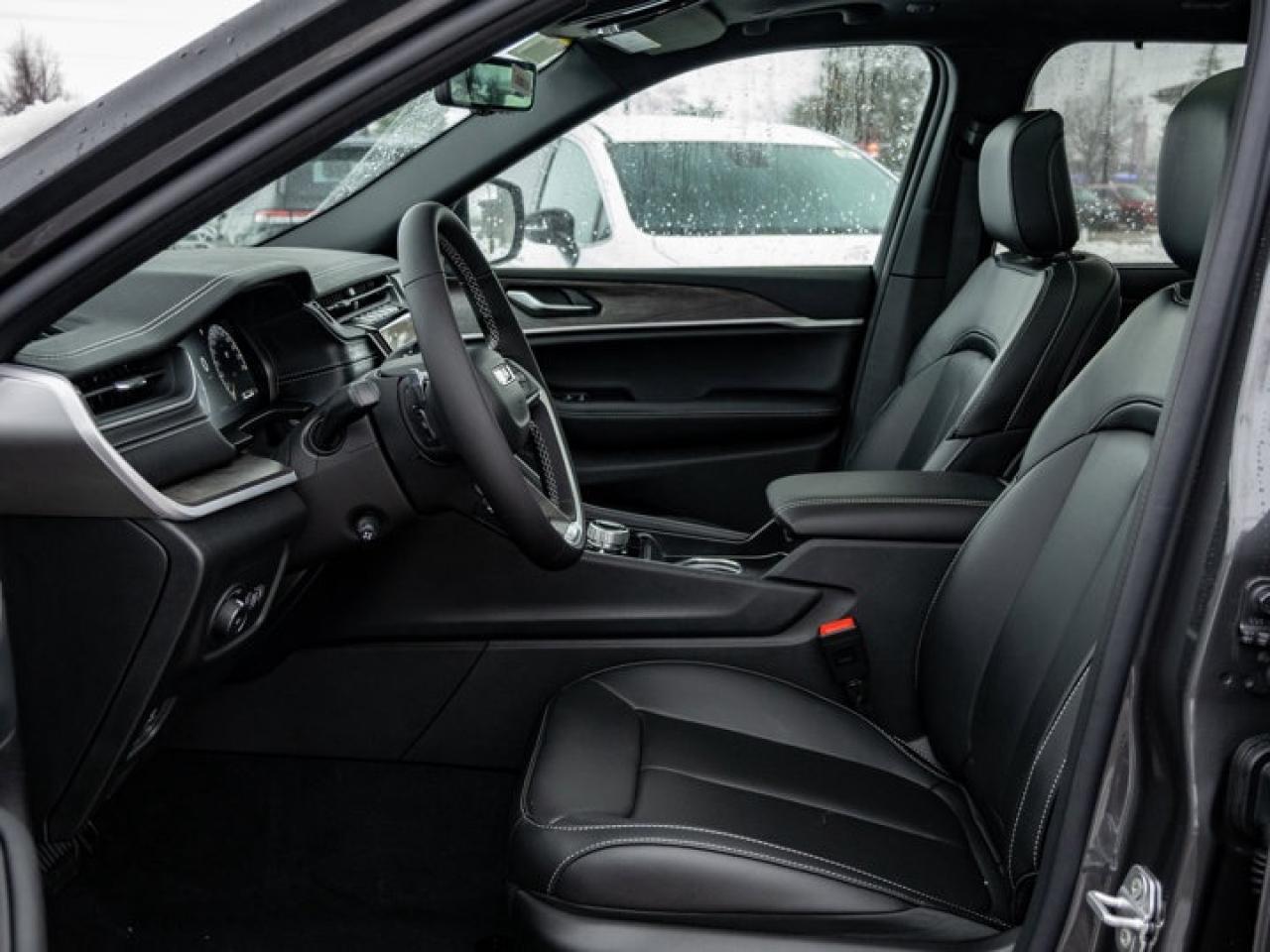 2025 Jeep Grand Cherokee Limited Photo