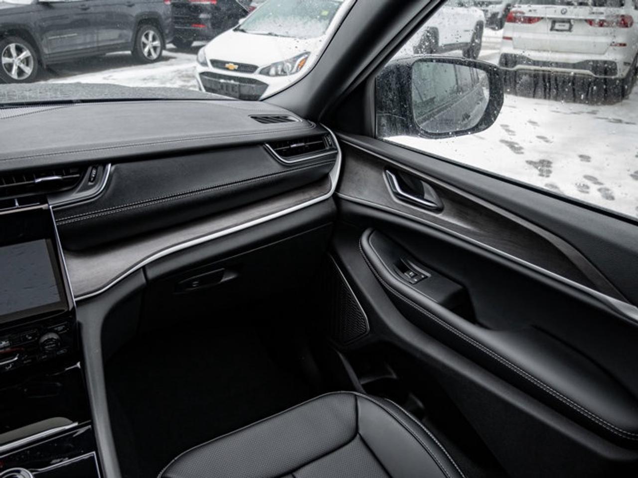 2025 Jeep Grand Cherokee Limited Photo