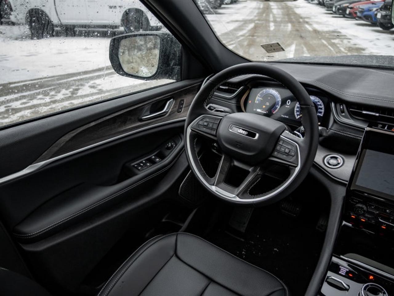 2025 Jeep Grand Cherokee Limited Photo