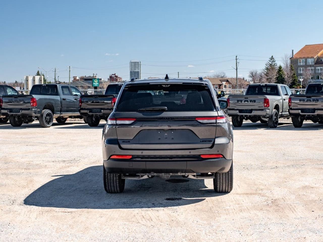 2025 Jeep Grand Cherokee Limited Photo